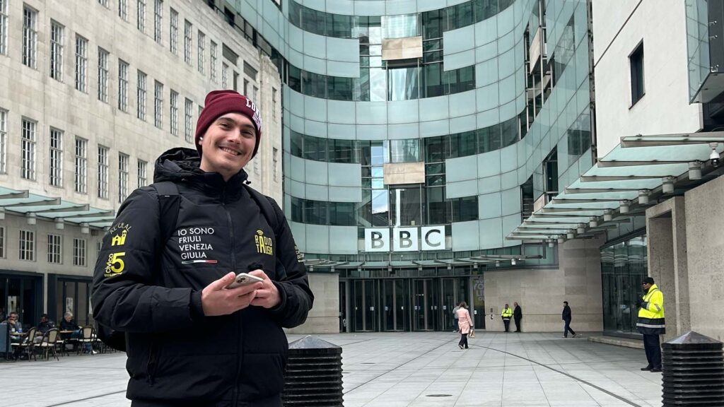 Radio Inglesi Articolo